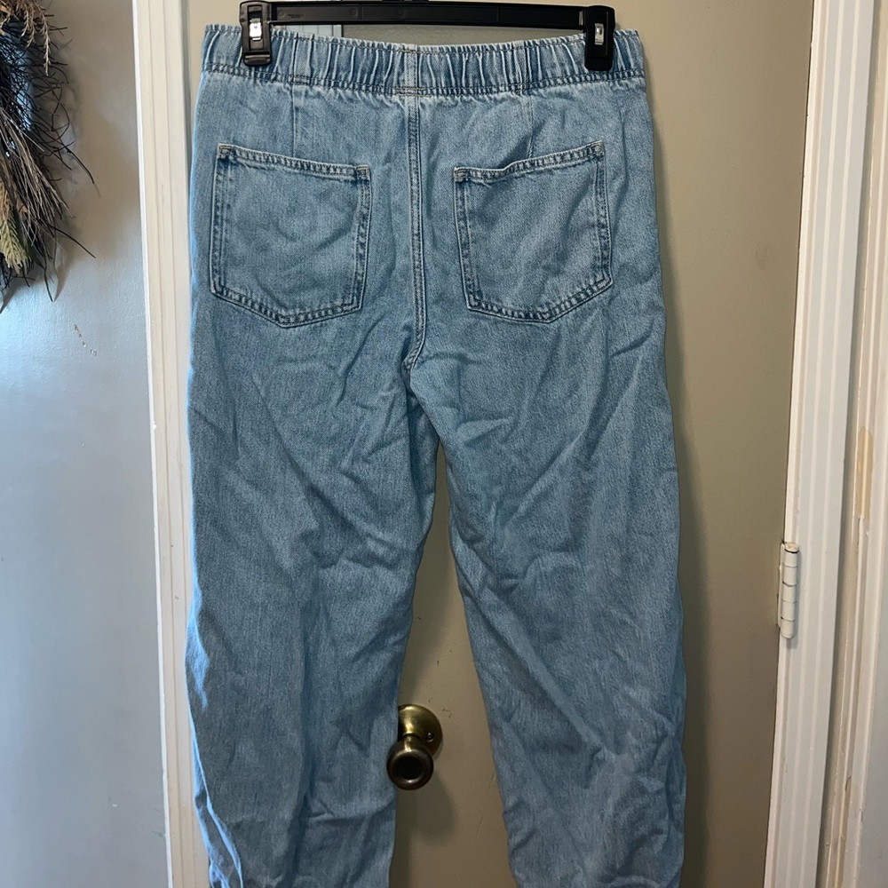 GAP Pull-On Barrel Jeans - Picture 8 of 8
